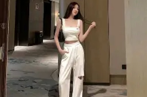 万万没想到因为忘记拉窗帘就让这些明星口碑受到影响！
